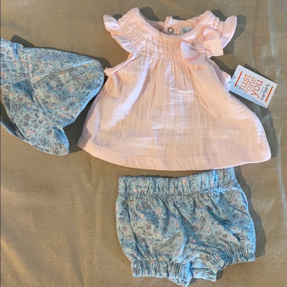 Carters size NB baby girl outfit with matching hat